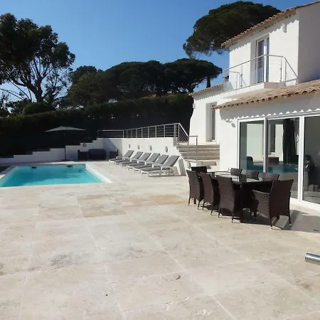 La Menade וילה לס איסאמברה