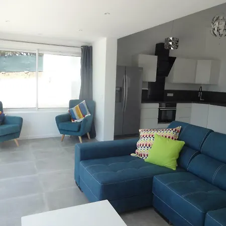 וילה La Menade לס איסאמברה